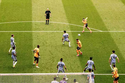 أمام توتنهام.. آيت نوري يسجل أسرع هدف لوولفرهامبتون في تاريخ الدوري الإنجليزي (فيديو)